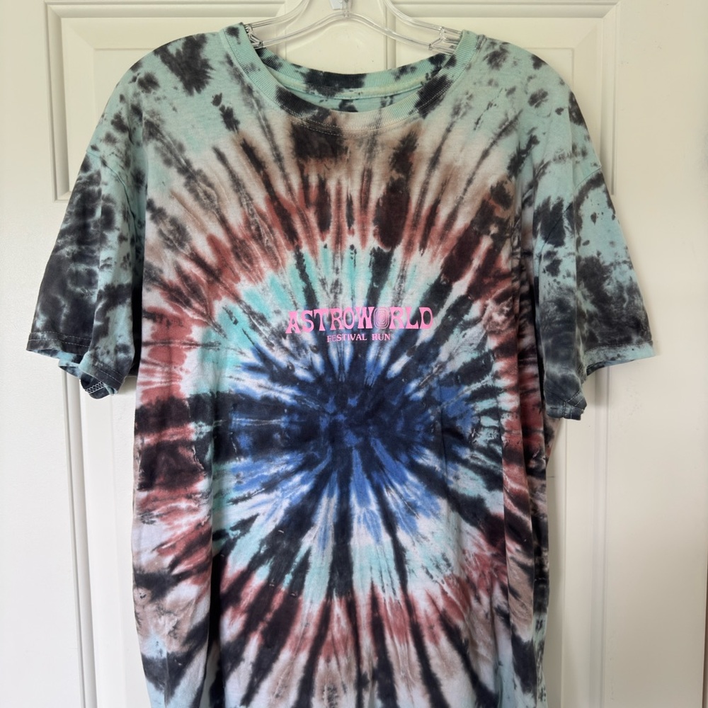 Travis Scott Astroworld Tour Boston Exclusive Tee size L